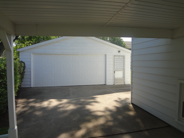 340 E Benton St, Oswego, IL 60543 photo 13