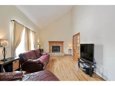24838 Vermette Rd, Plainfield, IL 60585 photo 9