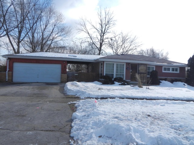 2761 Circle Dr, Markham, IL 60428 photo 1