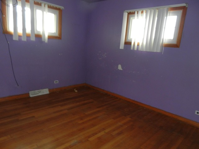 2761 Circle Dr, Markham, IL 60428 photo 4