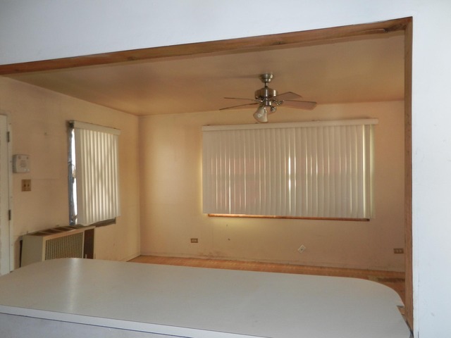 2761 Circle Dr, Markham, IL 60428 photo 8