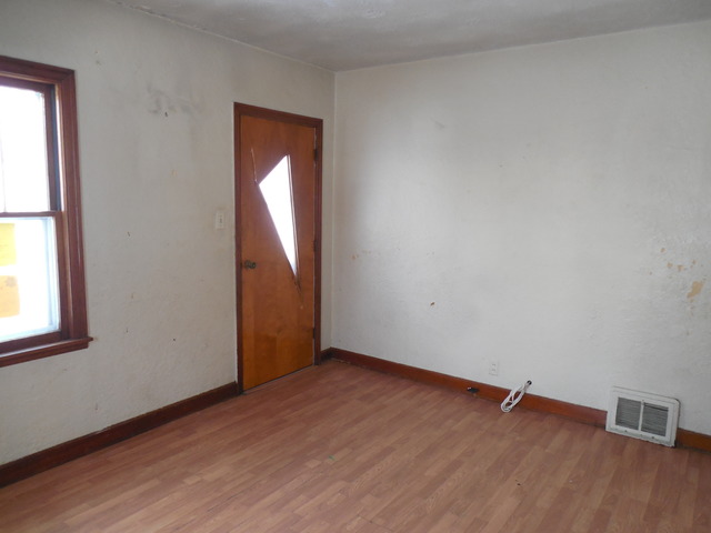 845 N 9th Ave, Kankakee, IL 60901 photo 2