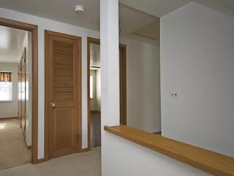 9043 Bartlett Ave, Brookfield, IL 60513 photo 16