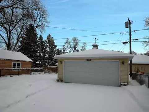 9043 Bartlett Ave, Brookfield, IL 60513 photo 22