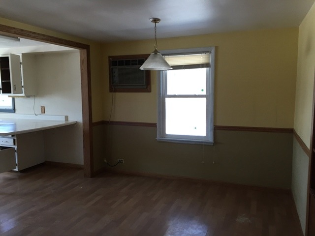 400 Triggs Ave, Elgin, IL 60123 photo 3