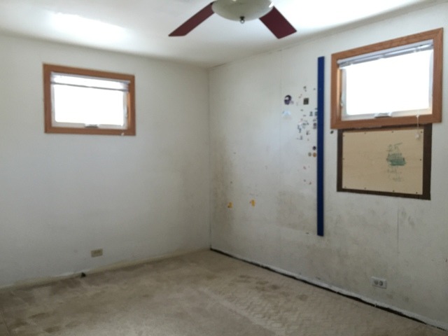 400 Triggs Ave, Elgin, IL 60123 photo 13