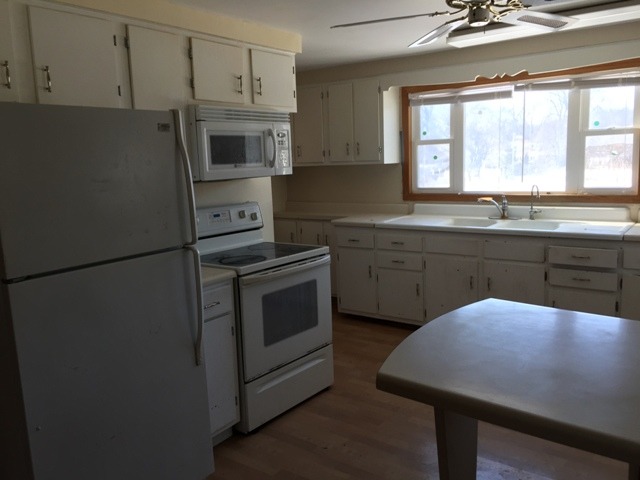 400 Triggs Ave, Elgin, IL 60123 photo 7