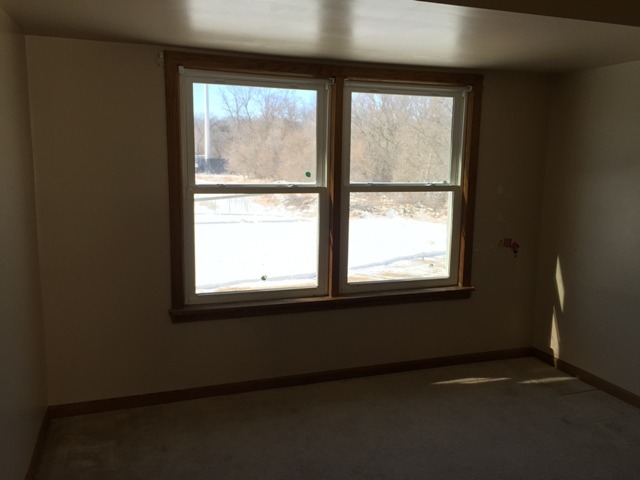 400 Triggs Ave, Elgin, IL 60123 photo 10