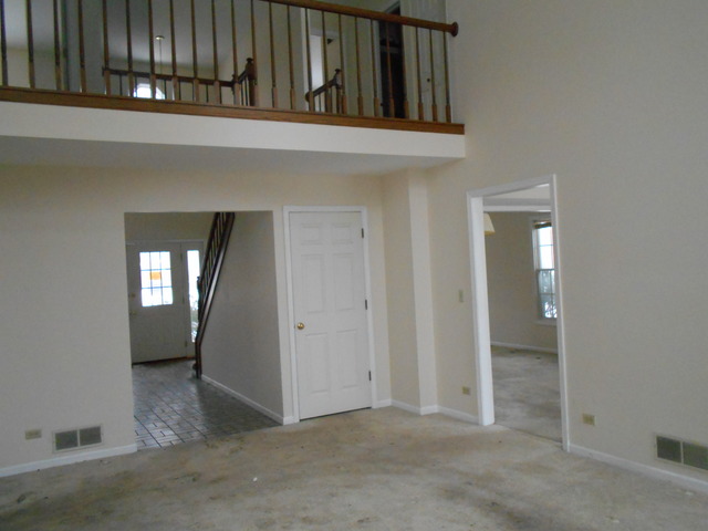 705 Canyon Ln, Elgin, IL 60123 photo 18