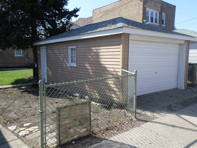 6123 S Mason Ave, Chicago, IL 60638 photo 16