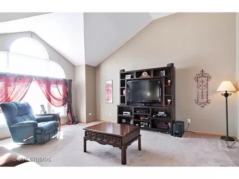 2007 Gray Hawk Dr, Plainfield, IL 60586 photo 5