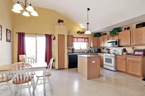 2007 Gray Hawk Dr, Plainfield, IL 60586 photo 18