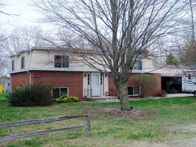 1157 Cecil Dr, Kankakee, IL 60901 photo 1