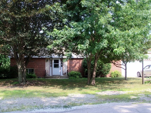 1157 Cecil Dr, Kankakee, IL 60901 photo 2