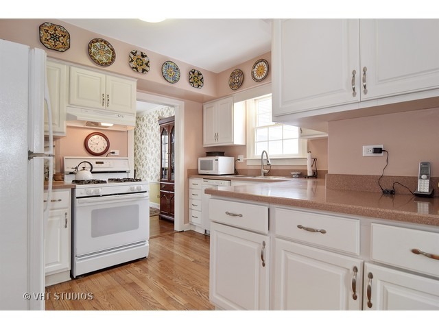 199 S Rex Blvd, Elmhurst, IL 60126 photo 3