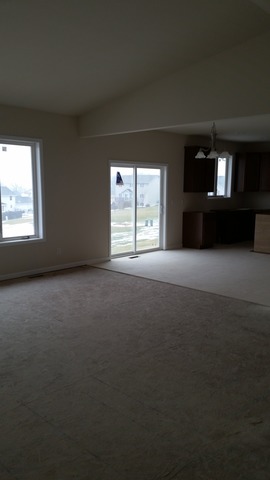 1244 Everett Ln, Byron, IL 61010 photo 6
