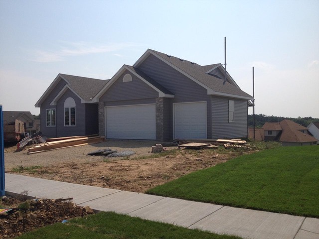 1244 Everett Ln, Byron, IL 61010 photo 2