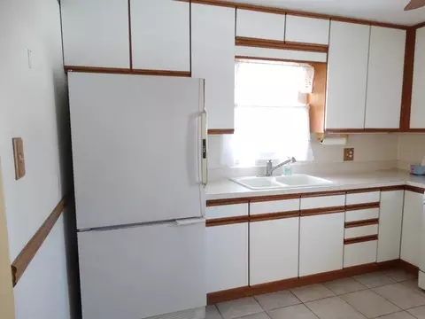 912 E 8th St, Lockport, IL 60441 photo 4