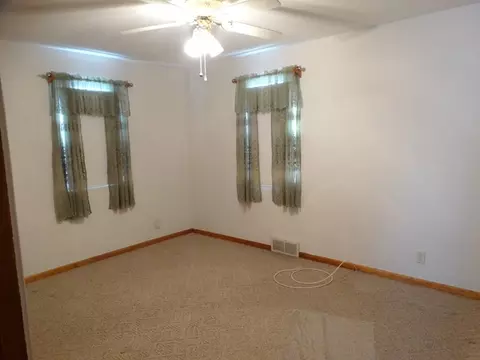 912 E 8th St, Lockport, IL 60441 photo 8