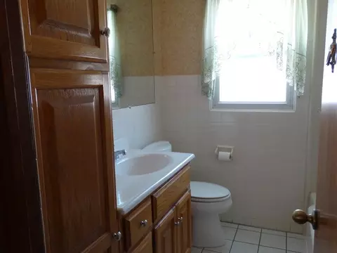 912 E 8th St, Lockport, IL 60441 photo 10