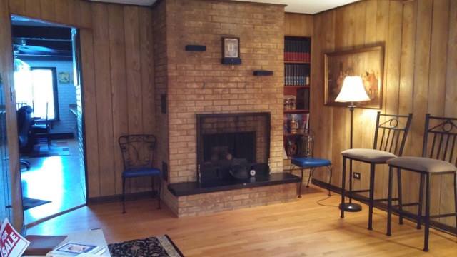 14523 Ridgeway Ave, Midlothian, IL 60445 photo 2