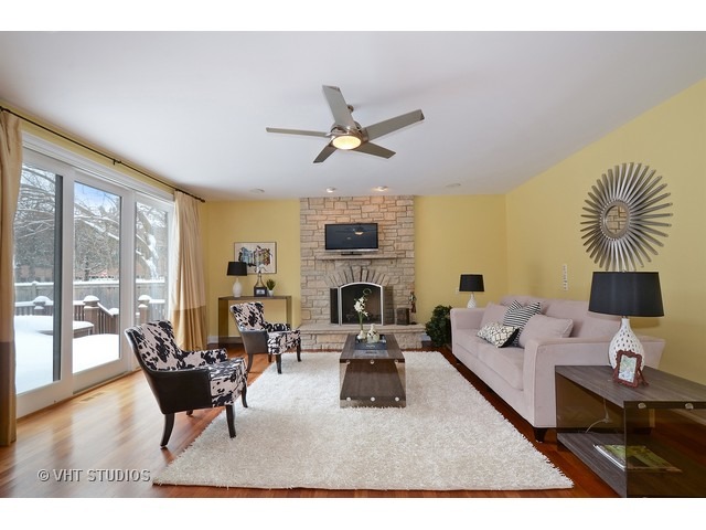 501 Echo Ln, Glenview, IL 60025 photo 7