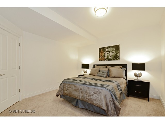 501 Echo Ln, Glenview, IL 60025 photo 16