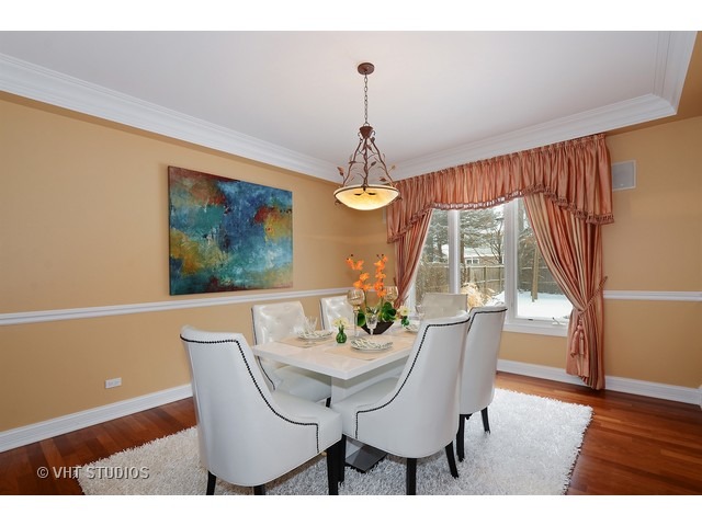 501 Echo Ln, Glenview, IL 60025 photo 4