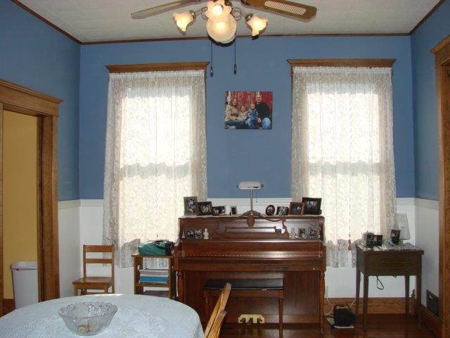 312 E 2nd St, Tampico, IL 61283 photo 9