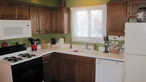 540 Hampton Ln, Roselle, IL 60172 photo 13