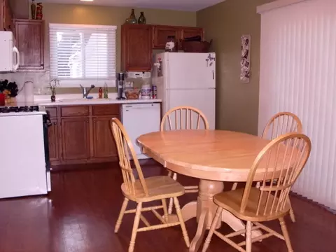 540 Hampton Ln, Roselle, IL 60172 photo 12