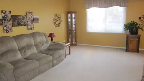 540 Hampton Ln, Roselle, IL 60172 photo 7