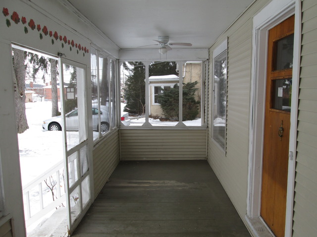 447 Delles Rd, Wheaton, IL 60187 photo 14