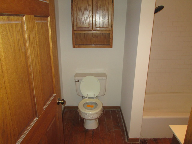 447 Delles Rd, Wheaton, IL 60187 photo 10