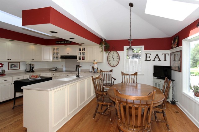 306 Jervey Ln, Bartlett, IL 60103 photo 6