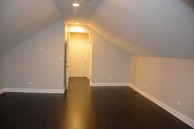 8254 S Champlain Ave, Chicago, IL 60619 photo 7