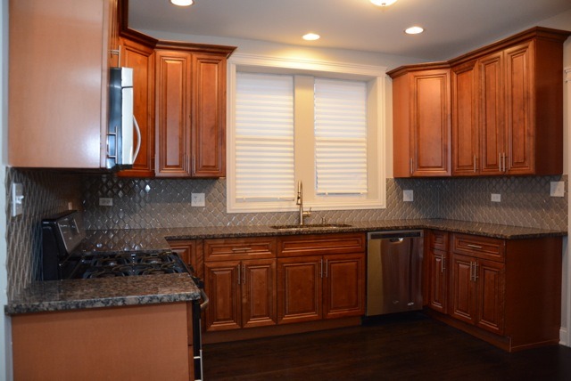 8254 S Champlain Ave, Chicago, IL 60619 photo 6