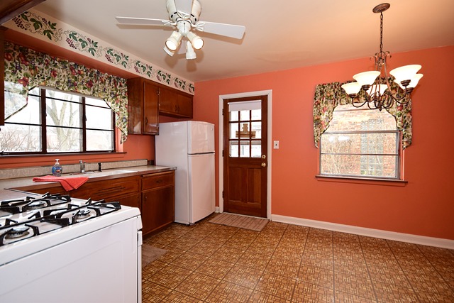 289 Desplaines Ave, Riverside, IL 60546 photo 8