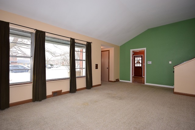 289 Desplaines Ave, Riverside, IL 60546 photo 3