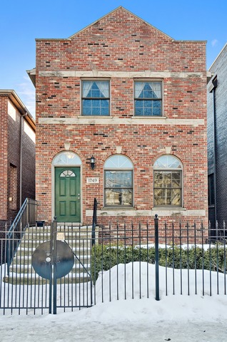 1749 W Wabansia Ave, Chicago, IL 60622 photo 1