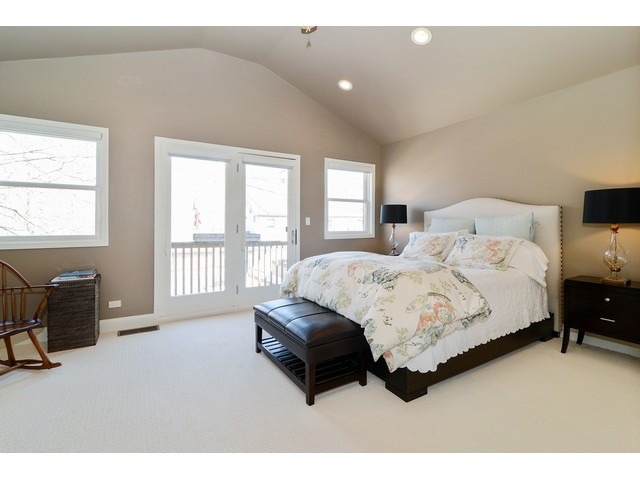 2021 N Oakley Ave, Chicago, IL 60647 photo 12