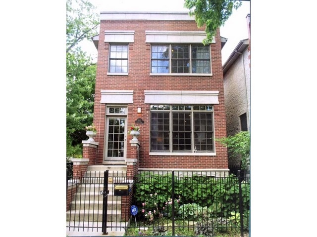 2021 N Oakley Ave, Chicago, IL 60647 photo 2