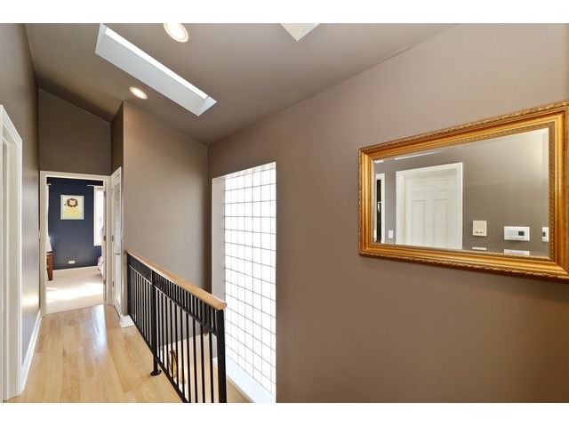 2021 N Oakley Ave, Chicago, IL 60647 photo 11