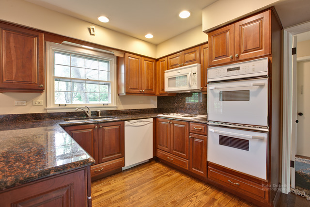 205 Cold Spring Rd, Barrington, IL 60010 photo 8