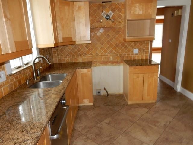 1131 Victoria Ave, Berkeley, IL 60163 photo 3