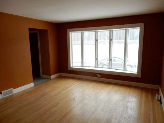 1131 Victoria Ave, Berkeley, IL 60163 photo 2