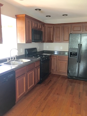 2102 Champlain St, Ottawa, IL 61350 photo 3