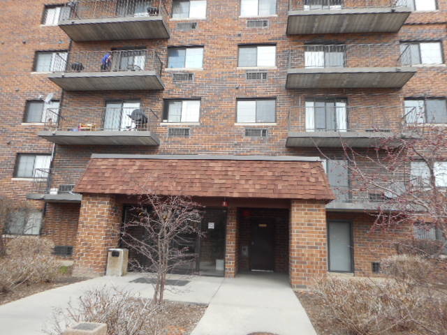 500 Manda Ln #524, Wheeling, IL 60090 photo 1
