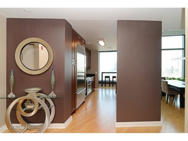 60 E Monroe St #4101, Chicago, IL 60603 photo 2