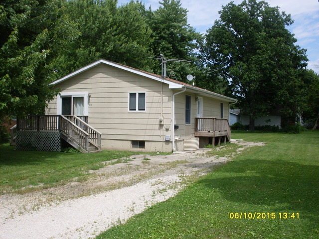 214 A St, Genoa, IL 60135 photo 2